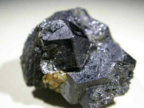 钛矿选矿设备,选钛矿工艺,钛矿选矿设备图片